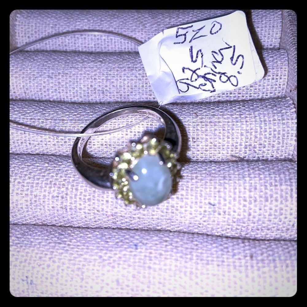 925 China size 8.5 gently used